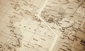 Mapa do Brasil em preto e branco para mostrar as restrições nos Correios para o envio nacional 