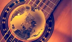 Instrumento musical com um planeta dentro dele